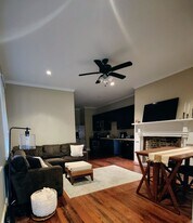 109 Coming St in Charleston, SC - Building Photo