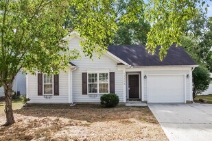 13954 Dingess Rd in Charlotte, NC - Building Photo