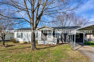 345 Yoakum St in Dayton, TN - Building Photo