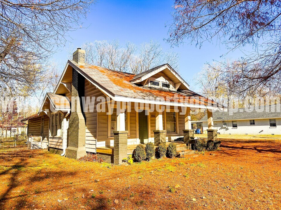 1930 Duncan St in Conway, AR - Building Photo