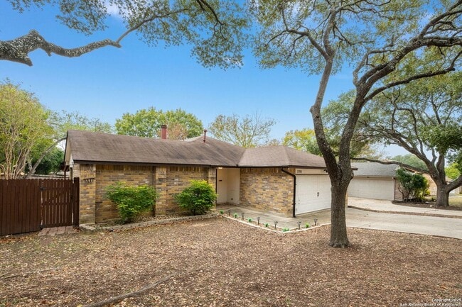 7711 Nimrod in San Antonio, TX - Building Photo - Building Photo