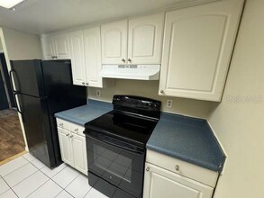 922 Lake Destiny Rd in Altamonte Springs, FL - Building Photo - Building Photo