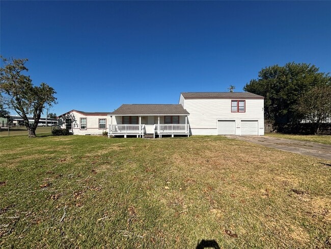 property at 3010 Jefferson Dr