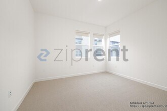 14162 Angelite Wy in San Diego, CA - Building Photo - Building Photo