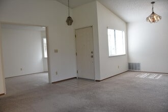 4013 Benbow Ct in Antioch, CA - Building Photo - Building Photo
