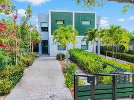 2737 SW 2nd St in Miami, FL - Building Photo