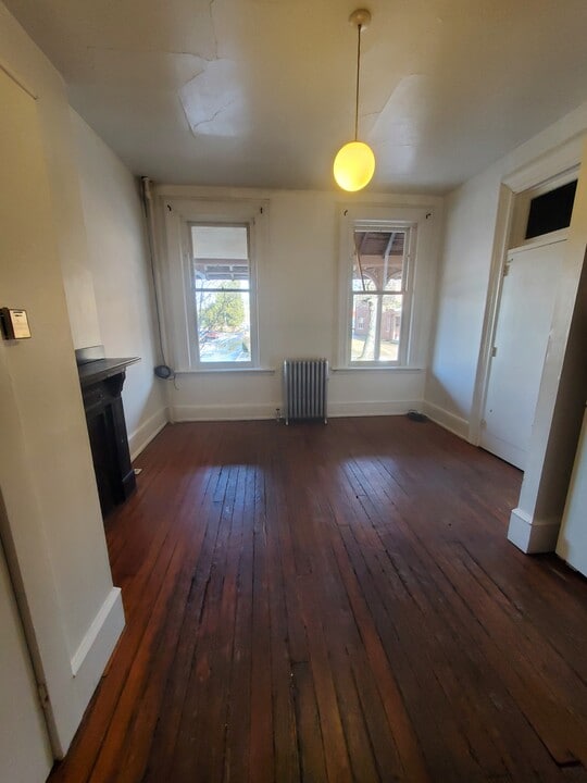80 W Ross St, Unit 1 in Wilkes-Barre, PA - Building Photo