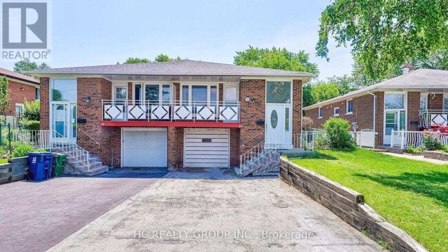 property at 20 Greyhound Dr