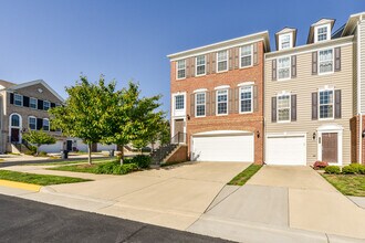 22270 Blackmar Terrace in Ashburn, VA - Building Photo - Building Photo