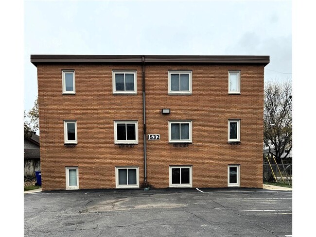 property at 1532 Randolph Ave
