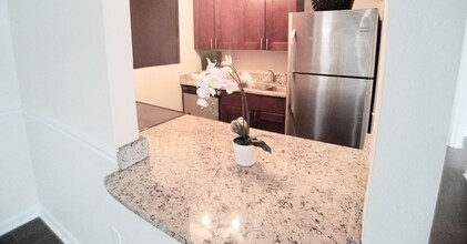 3298 S Semoran Blvd in Orlando, FL - Building Photo - Building Photo