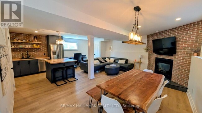 property at 3239 Cove Ave