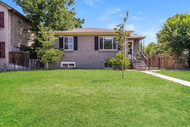 property at 2620 S York St