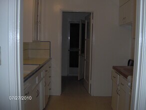 606 N Kenilworth Ave in Glendale, CA - Foto de edificio - Building Photo