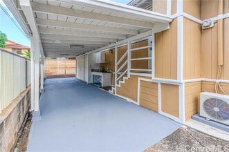 1926 Huina St in Honolulu, HI - Building Photo - Building Photo