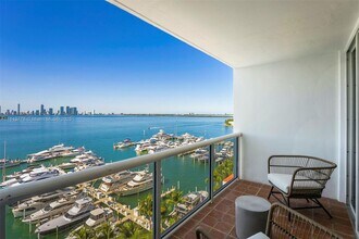 1800 Sunset Harbour Dr in Miami Beach, FL - Building Photo - Building Photo
