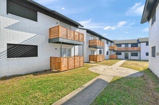 The Crawford at Denison in Denison, TX - Building Photo