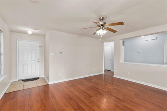 15323 Western Skies Dr in Houston, TX - Building Photo - Building Photo