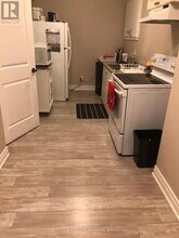 9285 Eagle Ridge Drive in Niagara Falls, ON - Building Photo - Building Photo