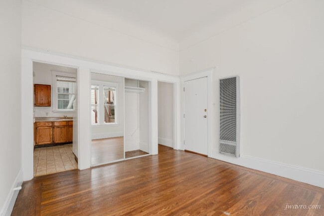 property at 839 Divisadero St
