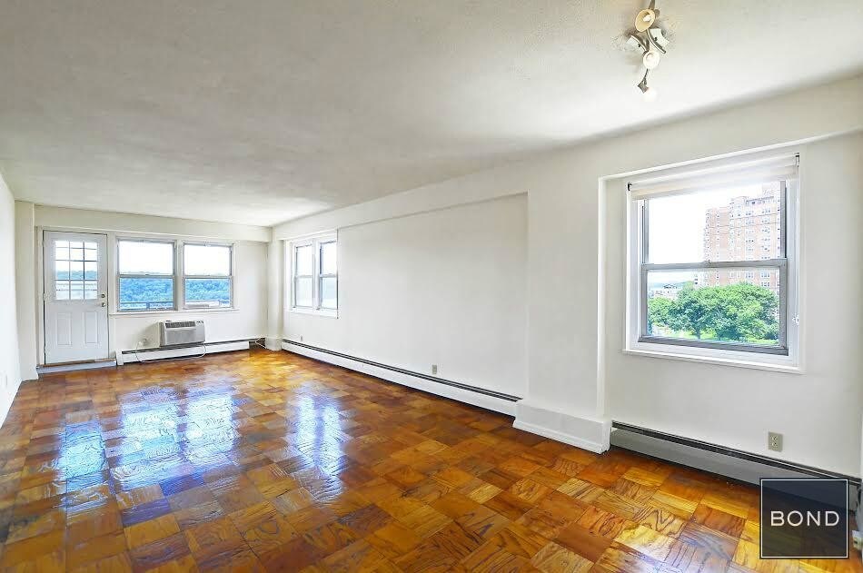 1380 Riverside Drive in New York, NY - Building Photo