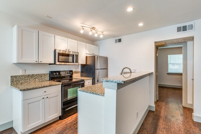 property at 4633 Fairmount St