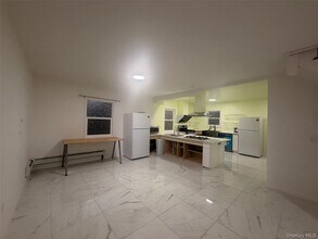 79 Monhagen Ave in Middletown, NY - Building Photo - Building Photo