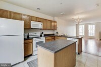 512 St Mary St photo'