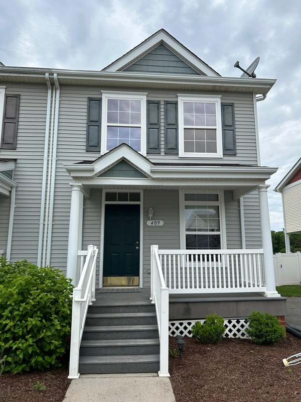 property at 409 Gandy Dancer Ct