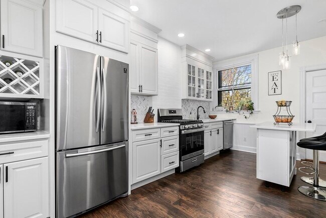 property at 487 Washington St