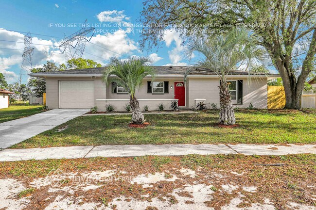 4457 Chamber Ct in Spring Hill, FL - Building Photo - Building Photo