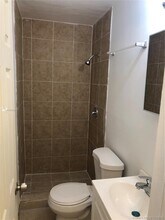 6237 Polk St-Unit -1 in Hollywood, FL - Building Photo - Building Photo