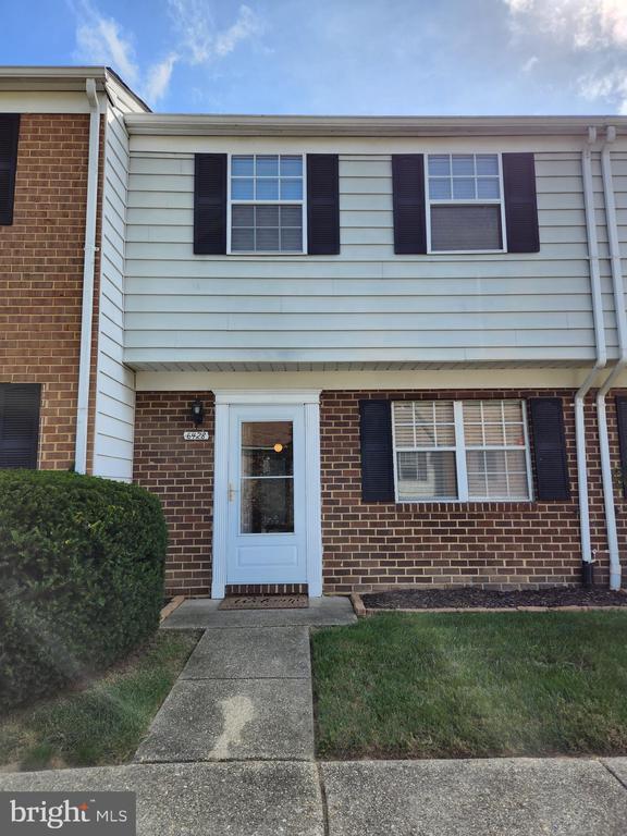 property at 6428 Union Ct