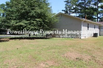 804 Marthas Dr in Lawrenceville, GA - Building Photo - Building Photo