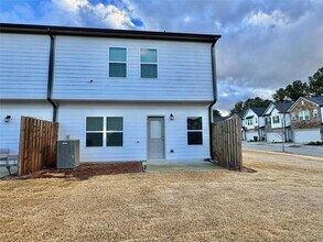 1151 Lossie Way in Grayson, GA - Building Photo - Building Photo