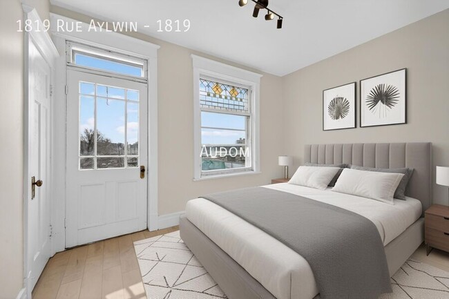 property at 1819 Rue Aylwin