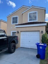 6198 Navajo Terrace in Margate, FL - Building Photo - Building Photo