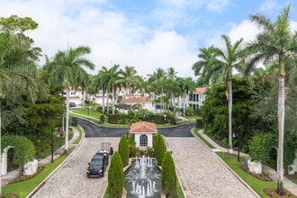 Frenchman's Gan's Reserve at Chambord in Palm Beach Gardens, FL - Foto de edificio - Building Photo
