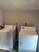 57 Imlay St in Hartford, CT - Foto de edificio - Building Photo