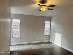 1689 St Stephen Pl in El Paso, TX - Building Photo - Building Photo