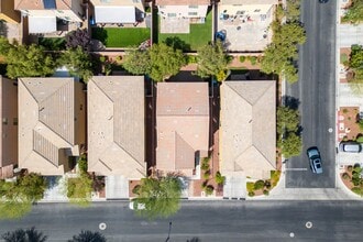 10614 Mt Blackburn Ave in Las Vegas, NV - Building Photo - Building Photo