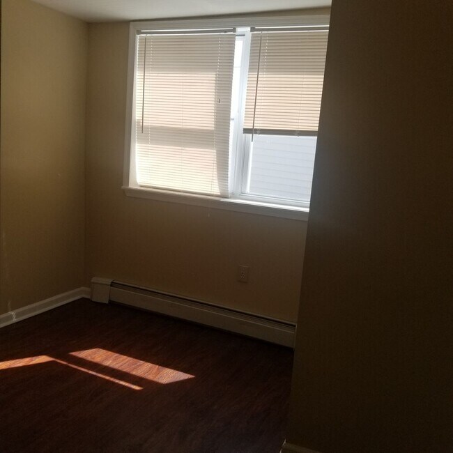 property at 1140 Mifflin St