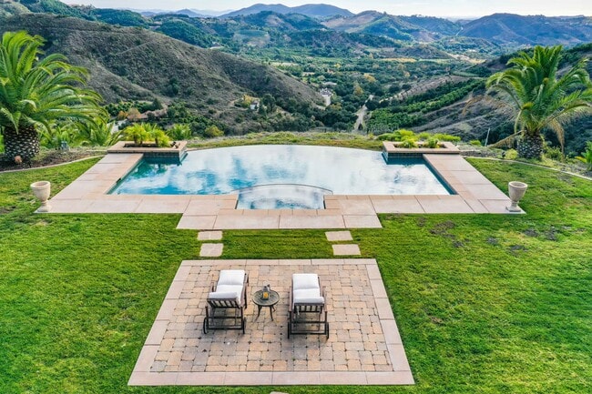 26095 Cll Catrina in Temecula, CA - Building Photo - Building Photo