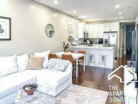 2732 N Wilton Ave, Unit 2 in Chicago, IL - Building Photo