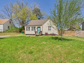 6306 Engel Rd in Richmond, VA - Foto de edificio - Building Photo