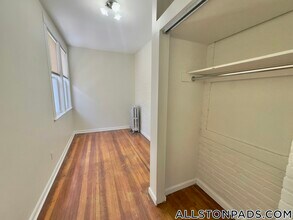 7 Price Rd in Boston, MA - Building Photo - Building Photo