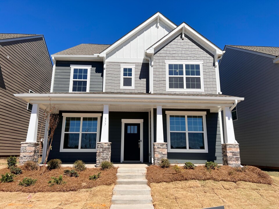 377 Pine St in Reidville, SC - Building Photo
