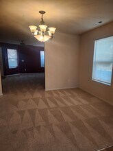 3117 Shaw St in Dupont, WA - Foto de edificio - Building Photo