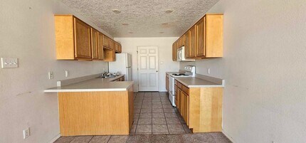 600 S Abilene Ave in Portales, NM - Building Photo - Building Photo