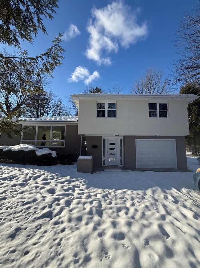 4300 Fairfield Dr in Buffalo, NY - Building Photo - Building Photo